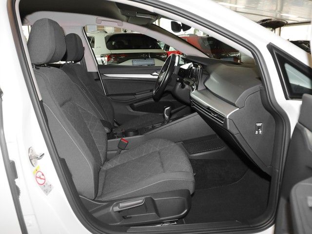 Volkswagen Golf VIII 1,5 TSI Life R-Kamera NaviMedia LED-Pl foto 5