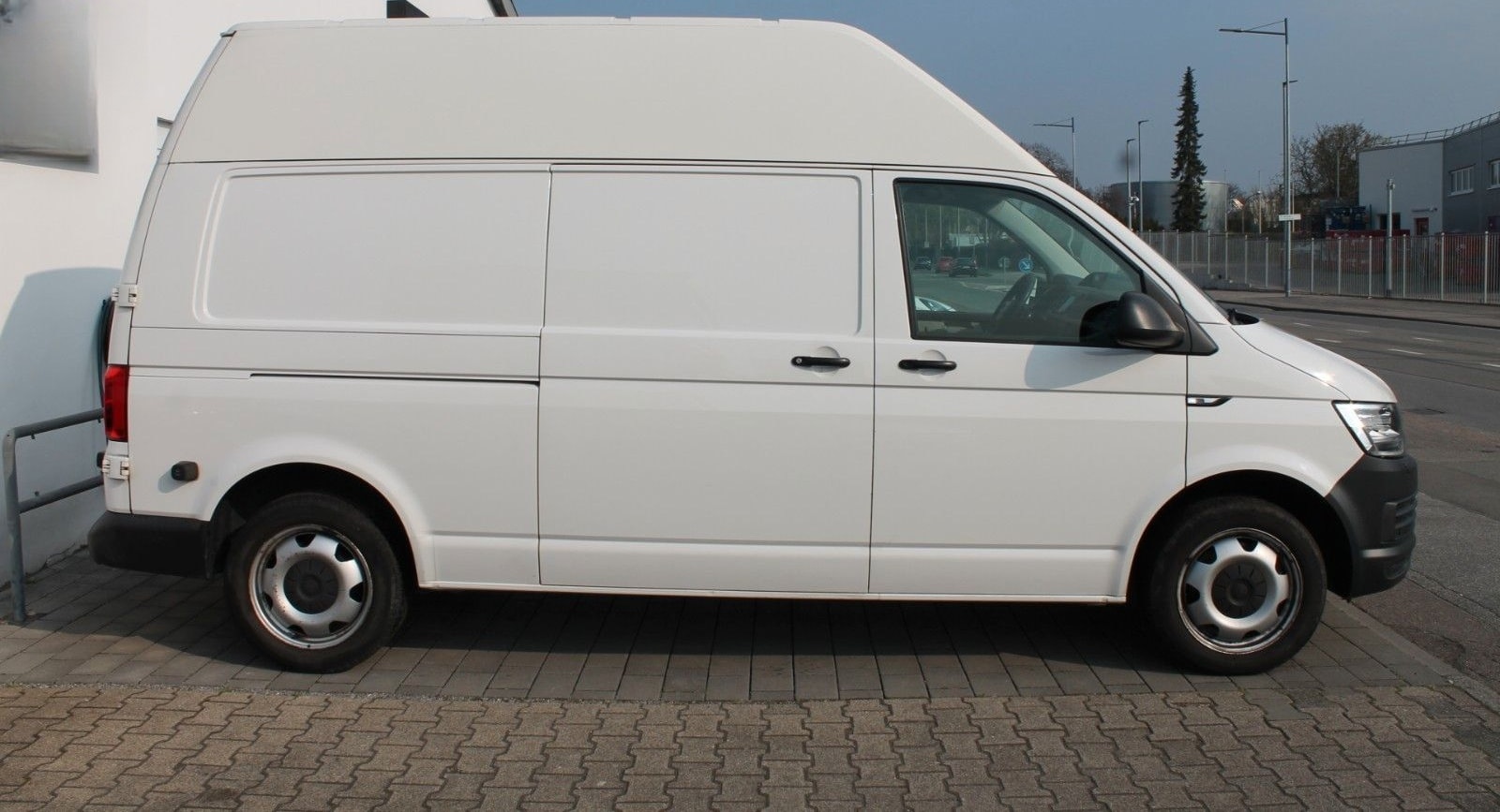 Volkswagen T6 Hoch Lang 4-Motion DSG 204 PS foto 2