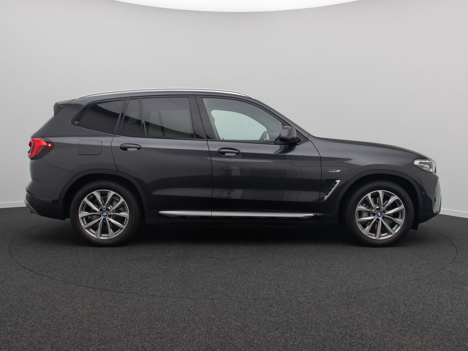 BMW X3 xD30e Kamera AHK HUD DAB Sport Panoram 19Zoll foto 5