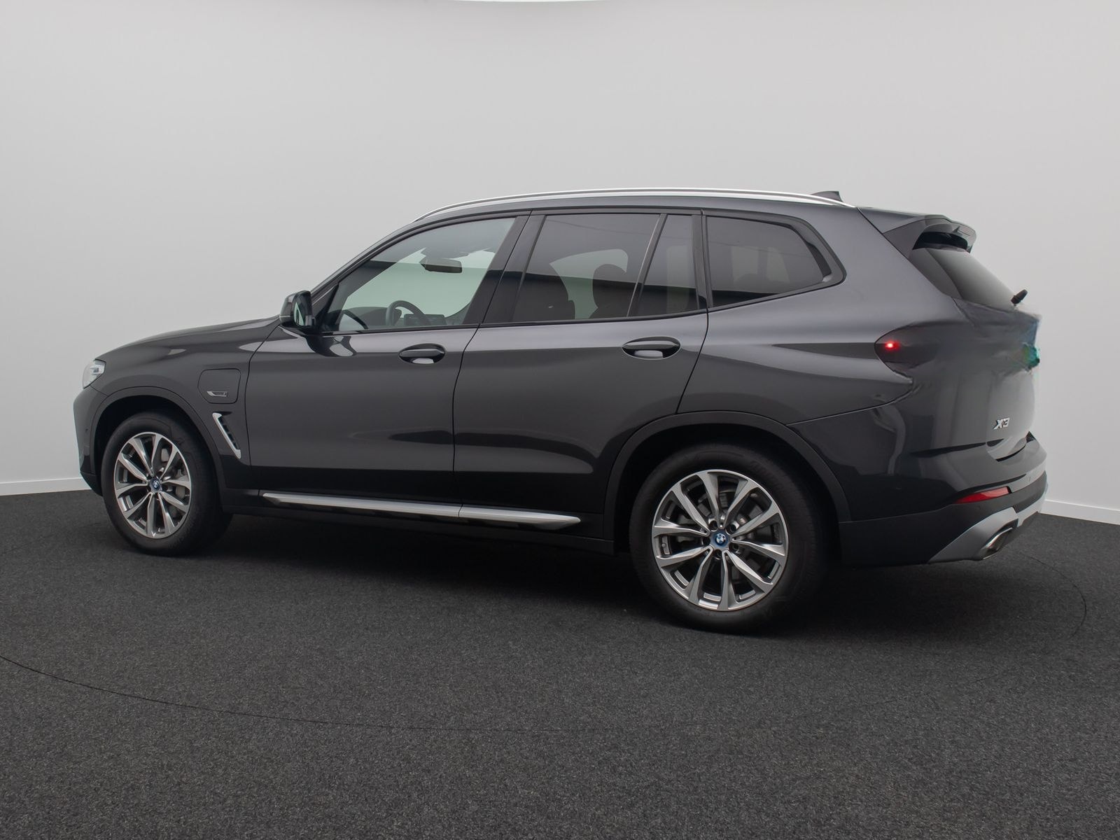 BMW X3 xD30e Kamera AHK HUD DAB Sport Panoram 19Zoll foto 10