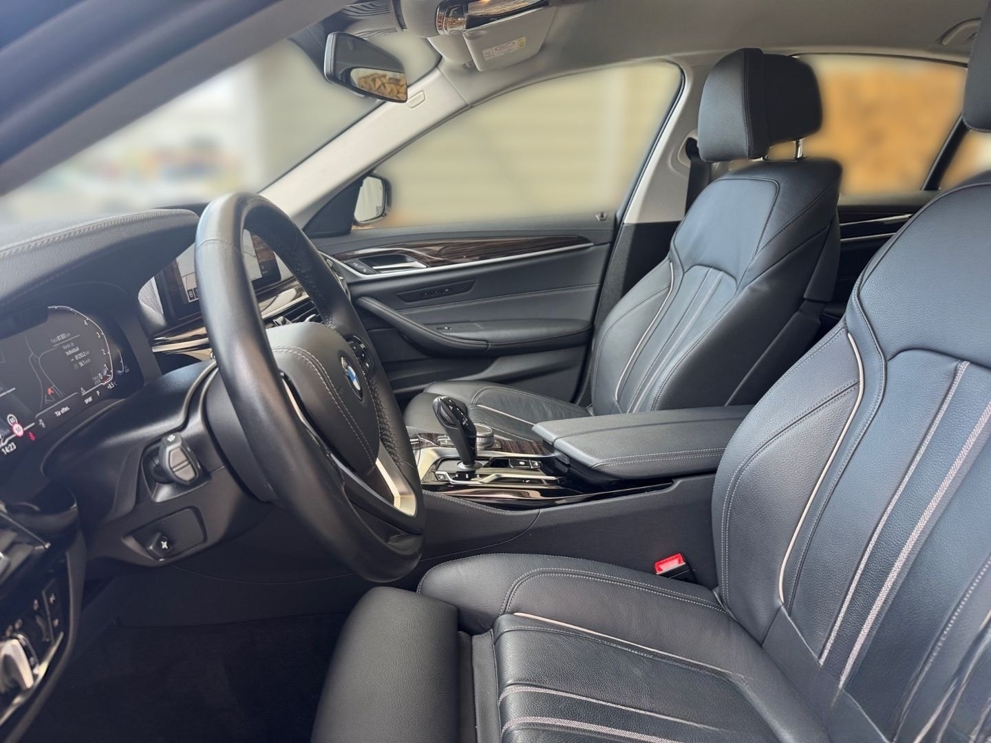 BMW 530 i Luxury Line Rückfahrkamera Head-up-Display foto 7