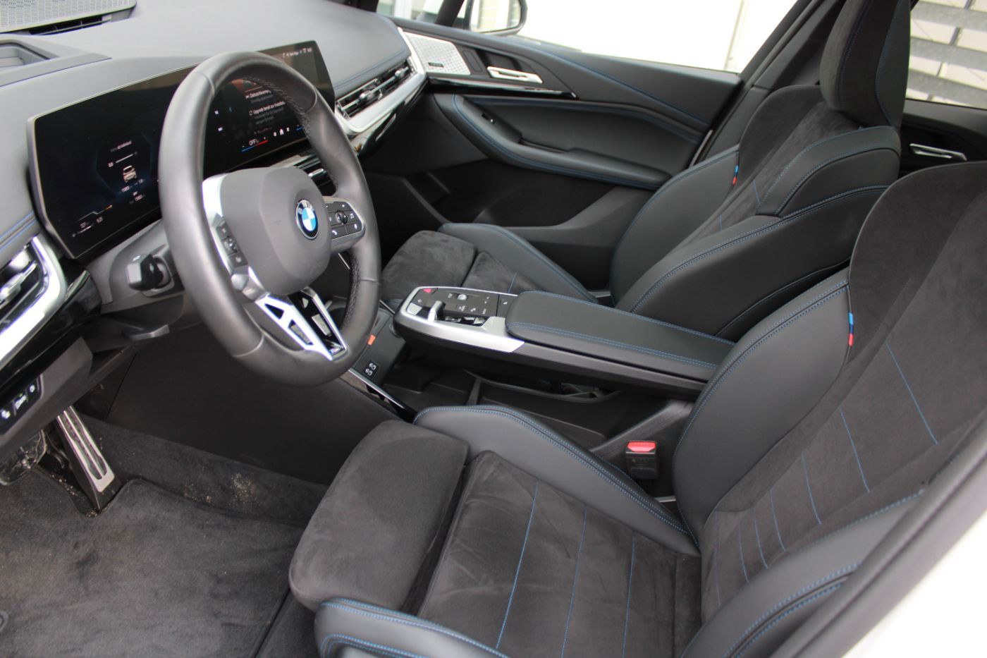 BMW 220d Active Tourer M Sport Navi LED HeadUp A foto 8