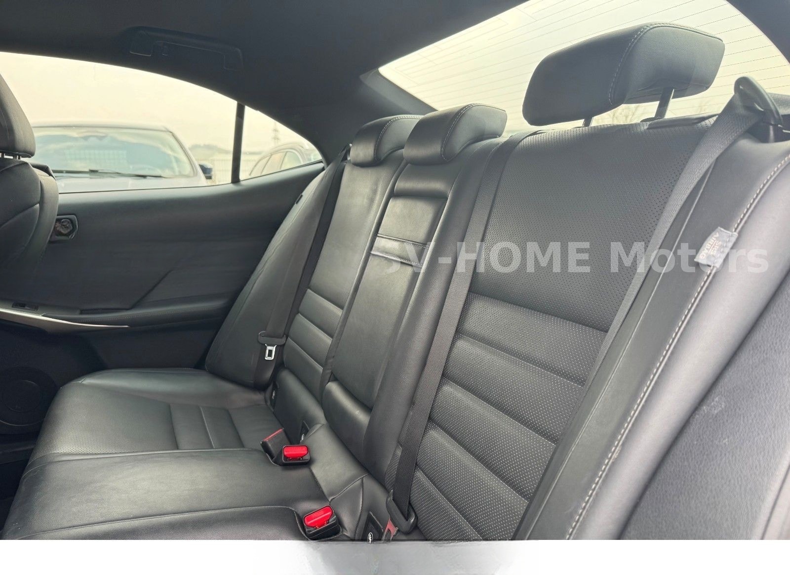 Lexus IS-Serie 350 3.5L V6 F SPORT foto 17