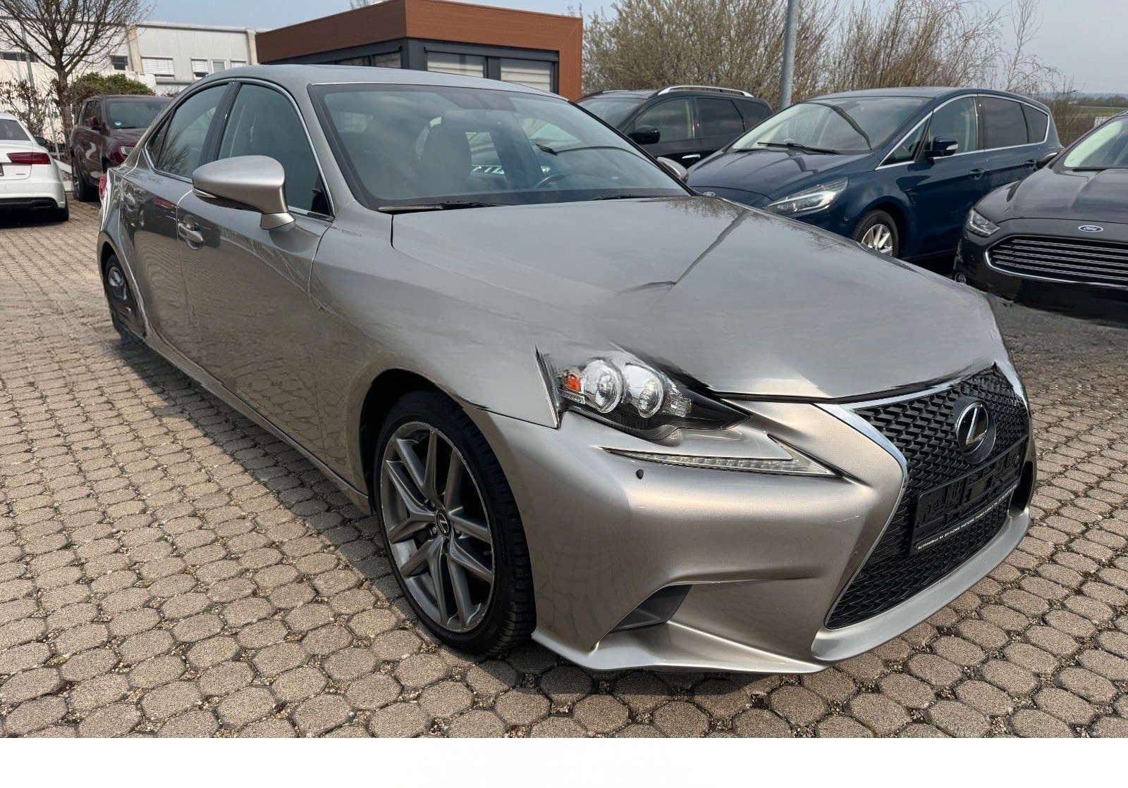 Lexus IS-Serie 350 3.5L V6 F SPORT foto 7