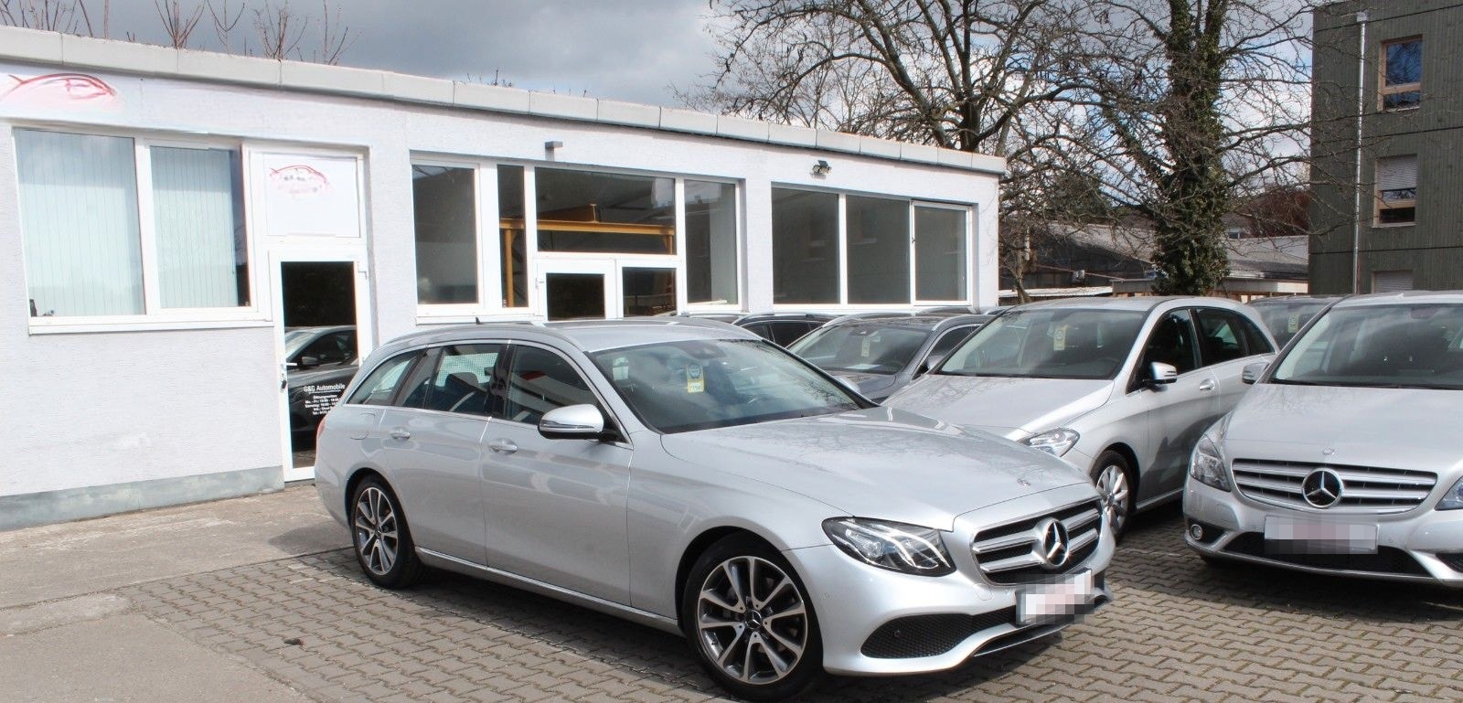 Mercedes-Benz E 220d T Avantg*LED*NAVI*LEDER*TOTW*SPUR foto 3