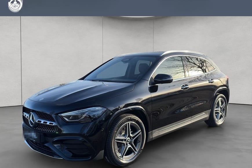 Mercedes-Benz GLA 180 AMG Advan 2026
