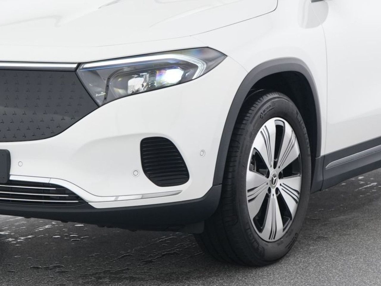 Mercedes-Benz EQA 300 4M+PROGRESSIVE+WINTER-P.+KAMERA+EASYPACK foto 3