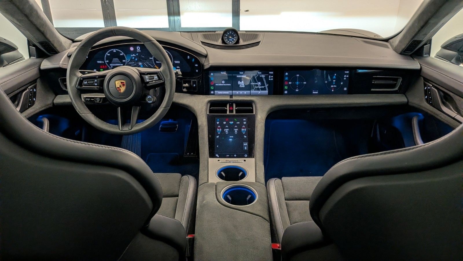 Porsche Taycan GTS/Pano/Chrono/360°/Matrix/Luft/ACC/21"/ foto 11