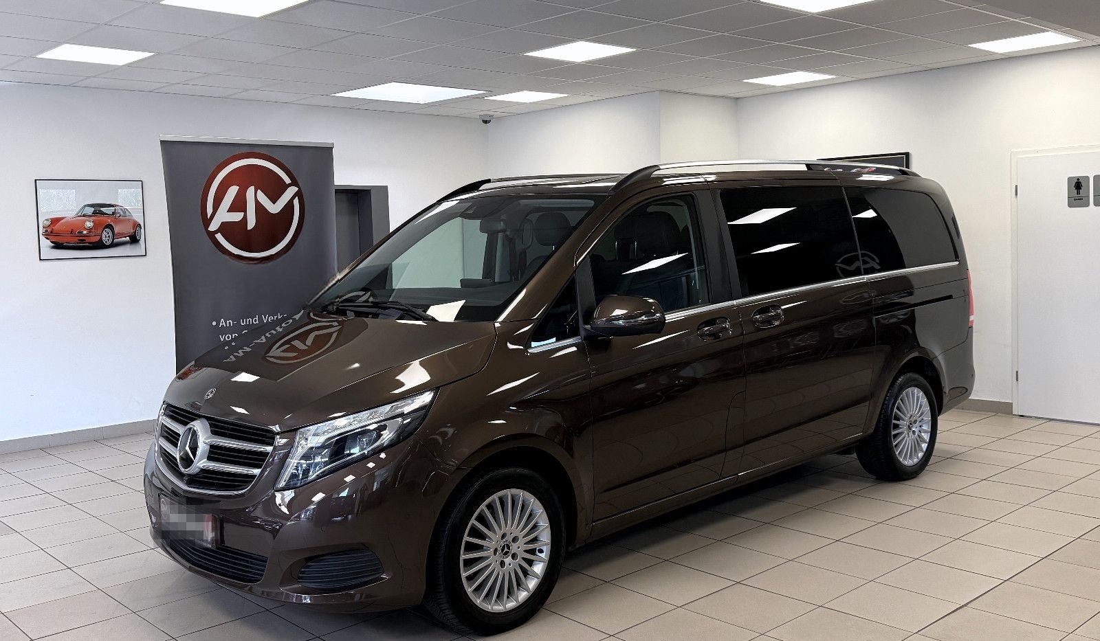 Mercedes-Benz V 220d Avantgarde Lang *8Sitzer*ACC*AHK*360°Kam foto 2