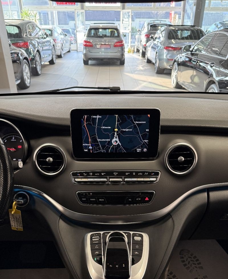Mercedes-Benz V 220d Avantgarde Lang *8Sitzer*ACC*AHK*360°Kam foto 19