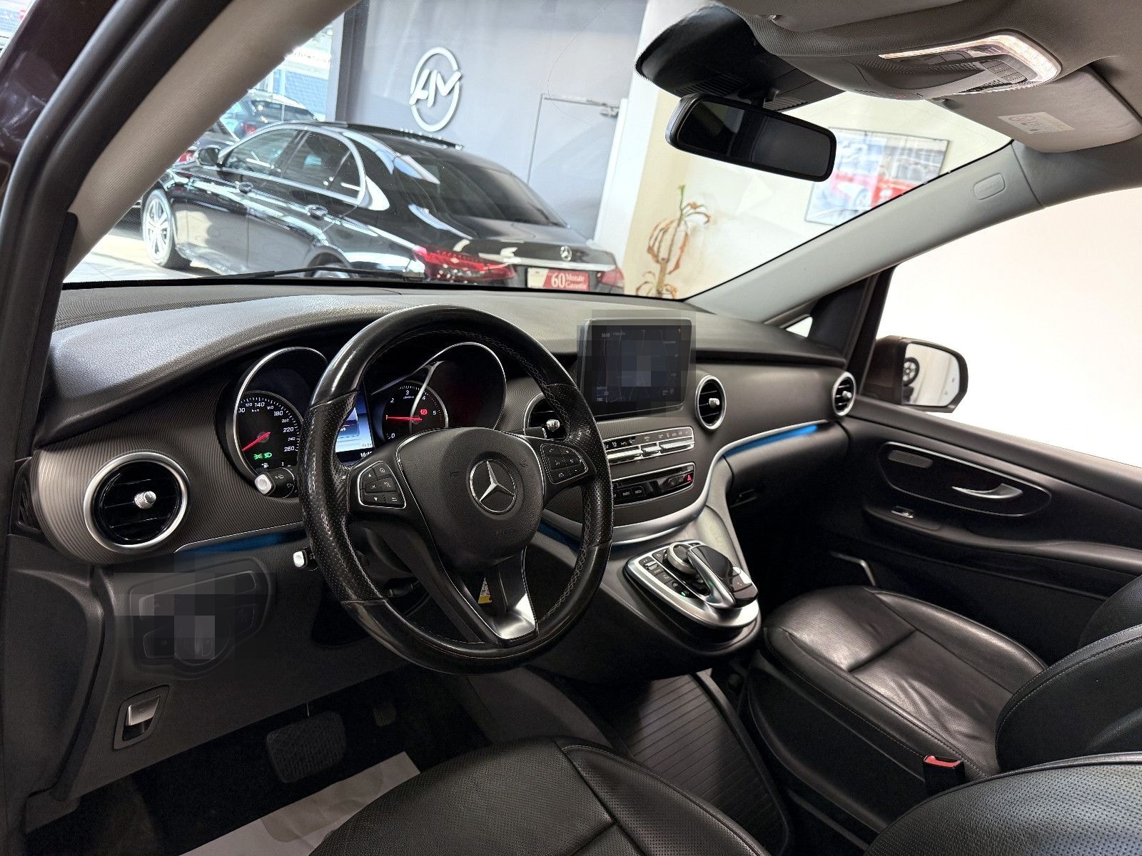 Mercedes-Benz V 220d Avantgarde Lang *8Sitzer*ACC*AHK*360°Kam foto 4