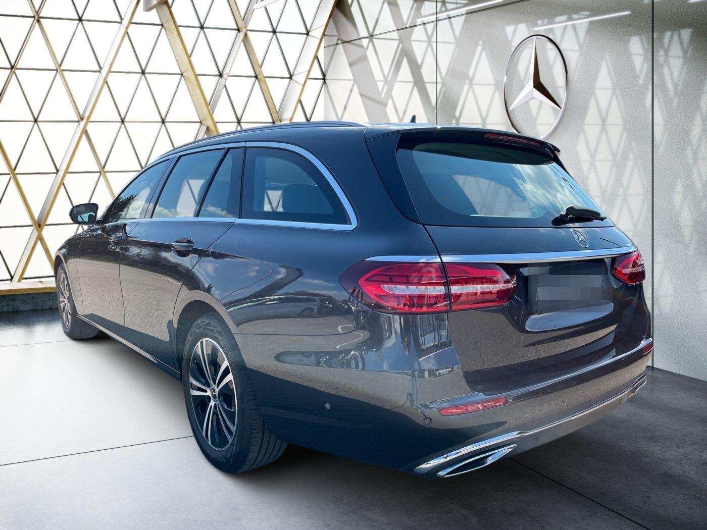 Mercedes-Benz E 220 d T Avantgarde Easy-Pack*Kamera*Pre-Safe** foto 12