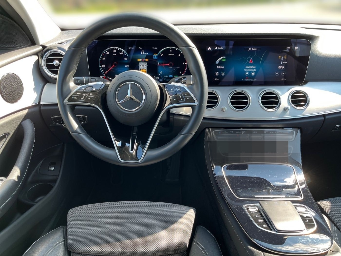 Mercedes-Benz E 220 d T Avantgarde Easy-Pack*Kamera*Pre-Safe** foto 10