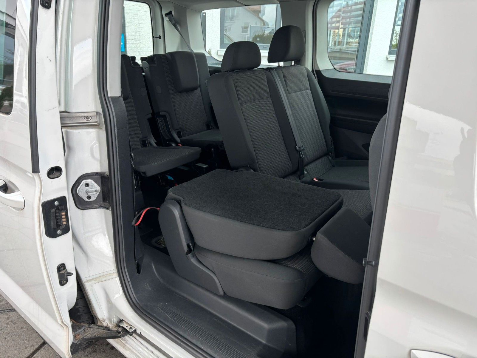 Volkswagen Caddy Maxi *SHZ/PDC/7-Sitze* foto 18