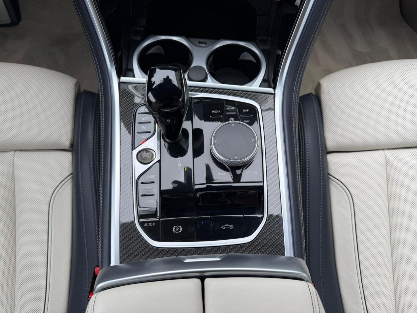 BMW M850 I xDrive foto 9