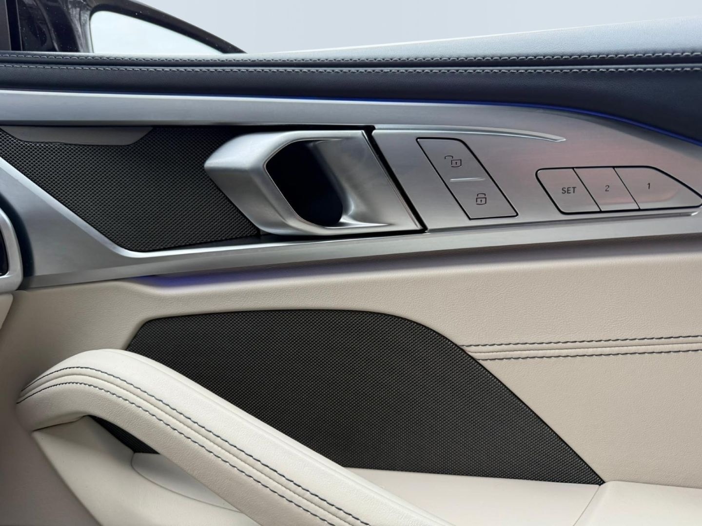 BMW M850 I xDrive foto 10