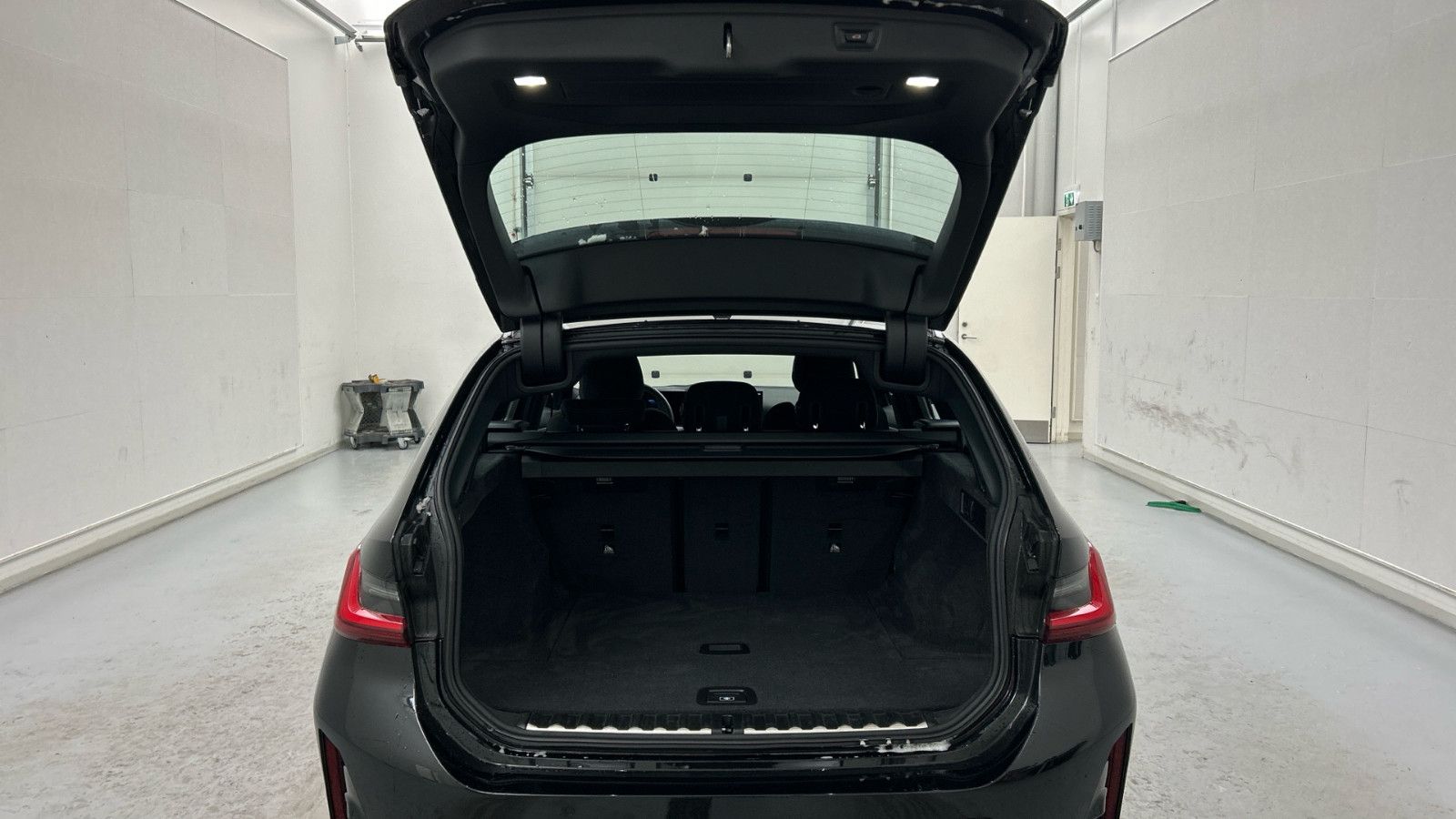 BMW 330i Touring xDrive M Sport ACC FL2 LED RFK 3ZK foto 9