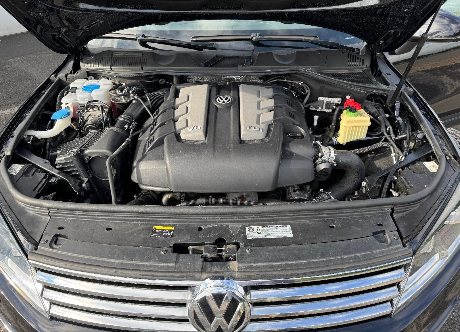 Volkswagen Touareg 3.0 V6 TDI SCR 150kW Tiptronic BMT foto 15