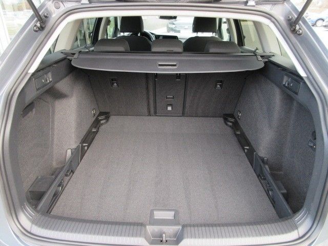 Volkswagen Golf VIII Variant Navi AHK LED ACC TravelAssist foto 13