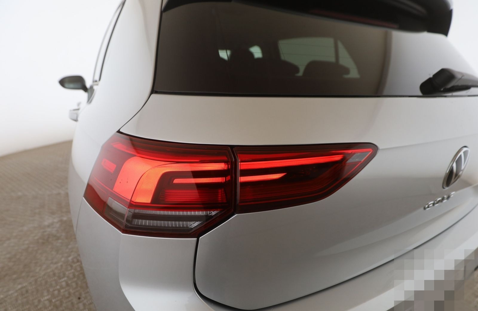 Volkswagen Golf VIII 1.5 TSI Life LED+PDC+SHZ+Navi+AppleCar foto 11