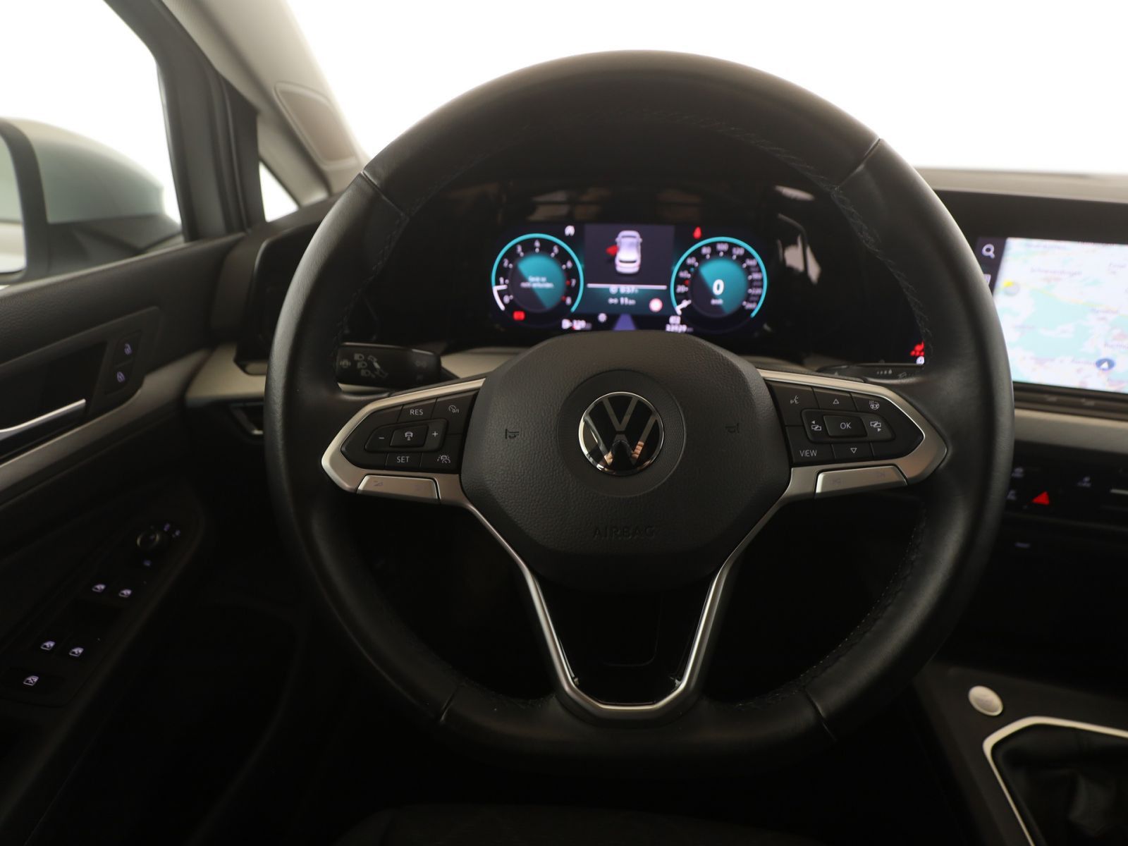 Volkswagen Golf VIII 1.5 TSI Life LED+PDC+SHZ+Navi+AppleCar foto 13