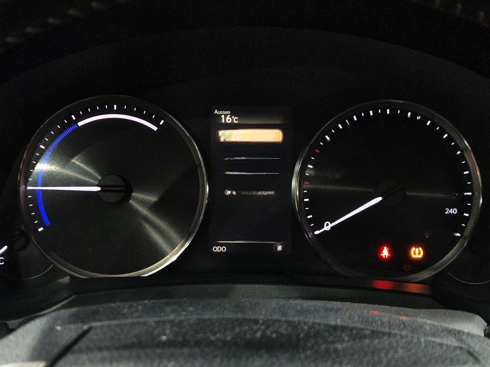 Lexus IS 300h Privilege |AUTOM|LEDER|LED|R-KAMERA|LM F foto 11