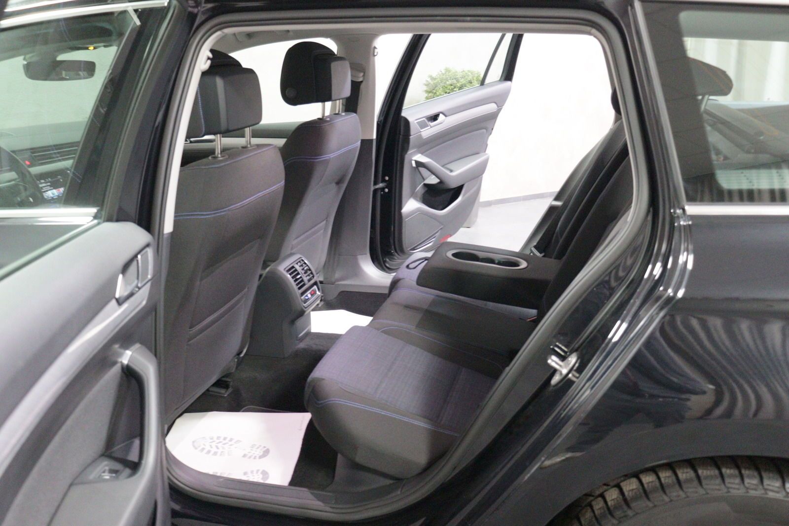 Volkswagen Passat Variant GTE eHybrid STHZG CAM AHK LED KEY foto 7