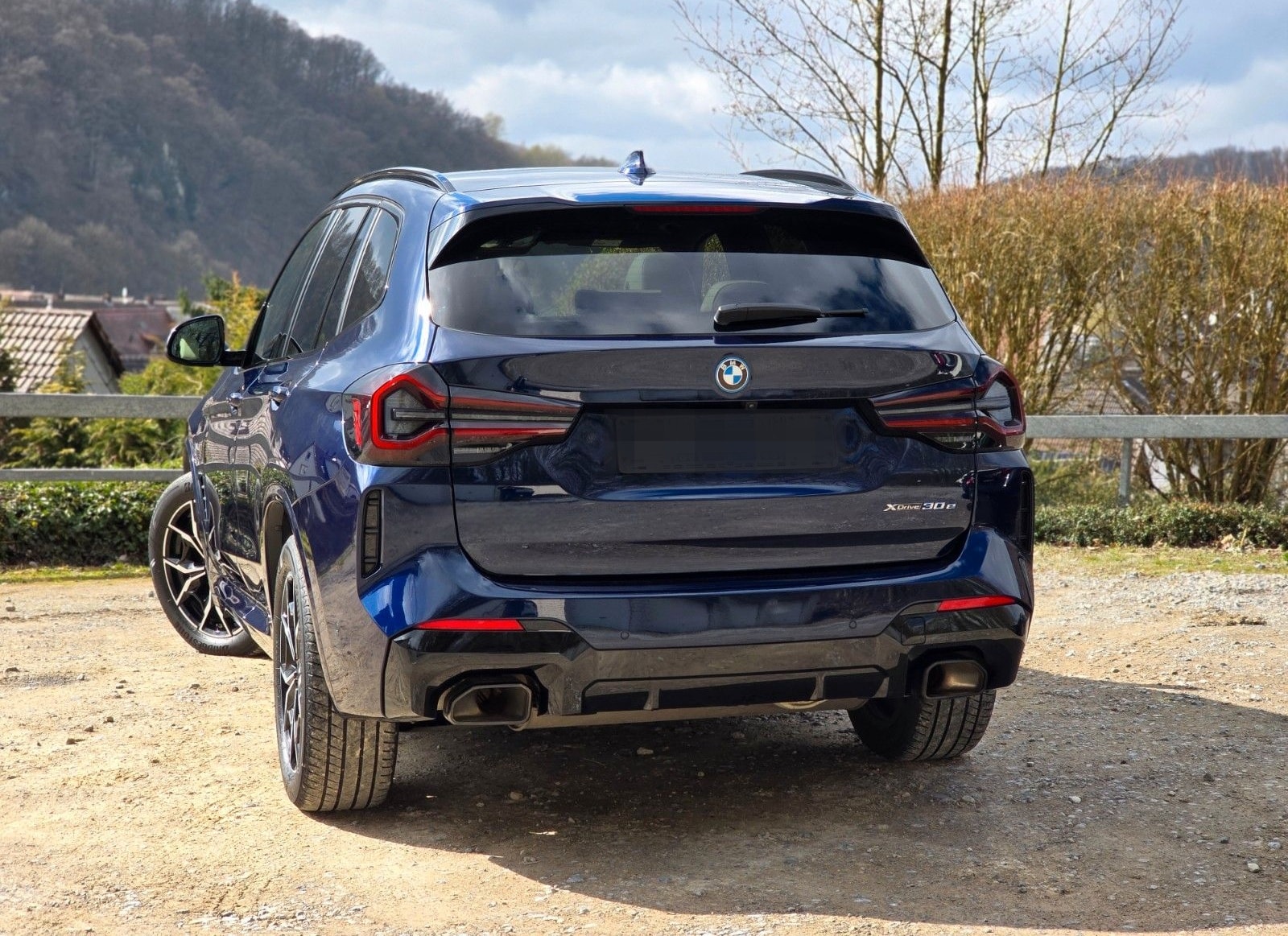 BMW X3 xDrive 30 e M Sport PANO 360 HUD AHK LASER foto 2