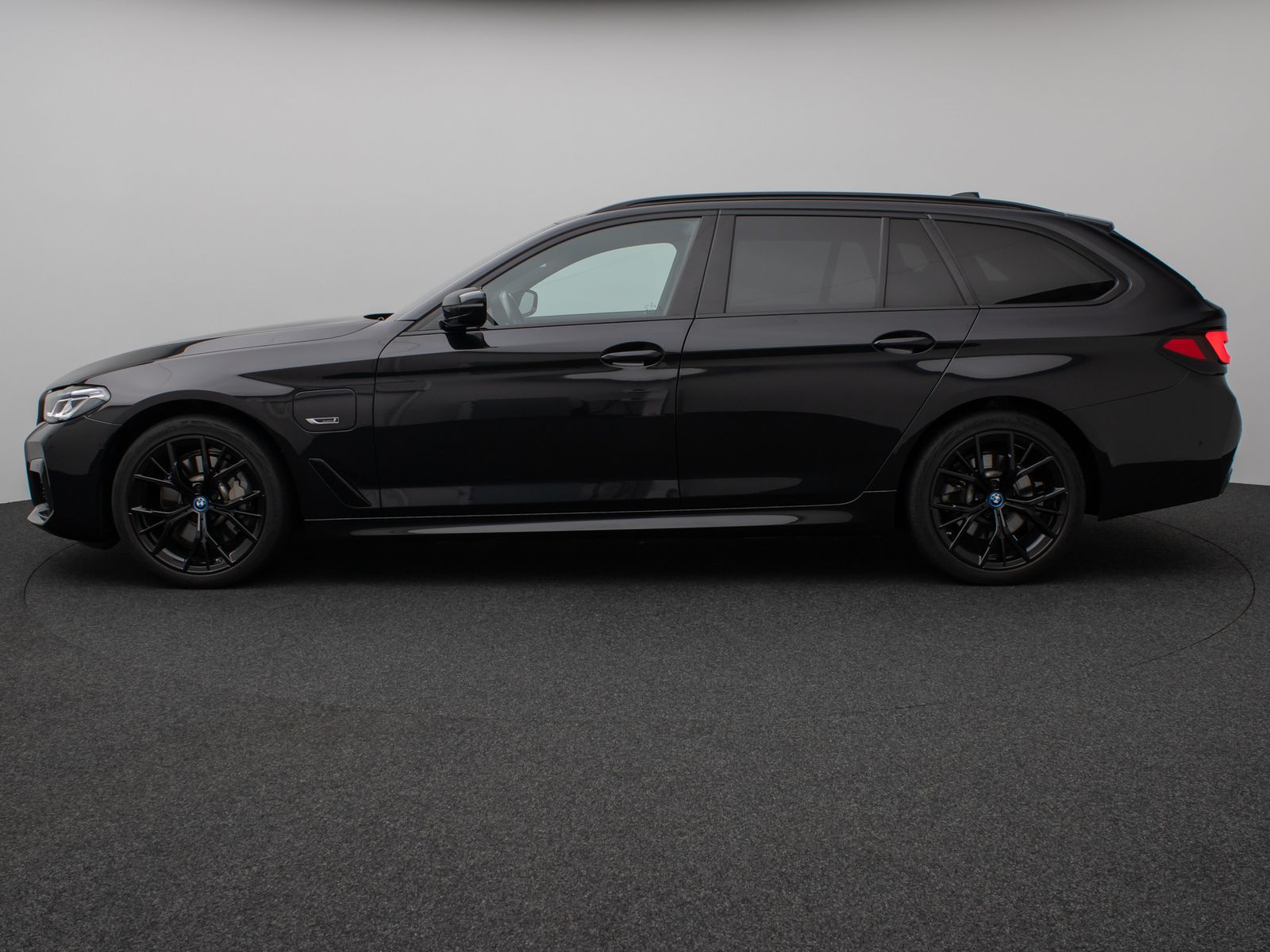 BMW 530e xD M Sport Kamera Laser HUD DAB H/K Komfort foto 11