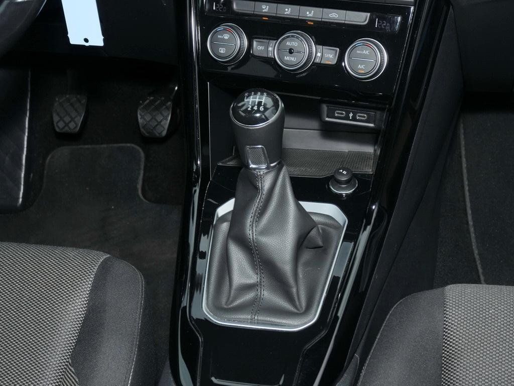 Volkswagen T-Roc 1.5 TSI Style NAVI DAB ACC PDC foto 11