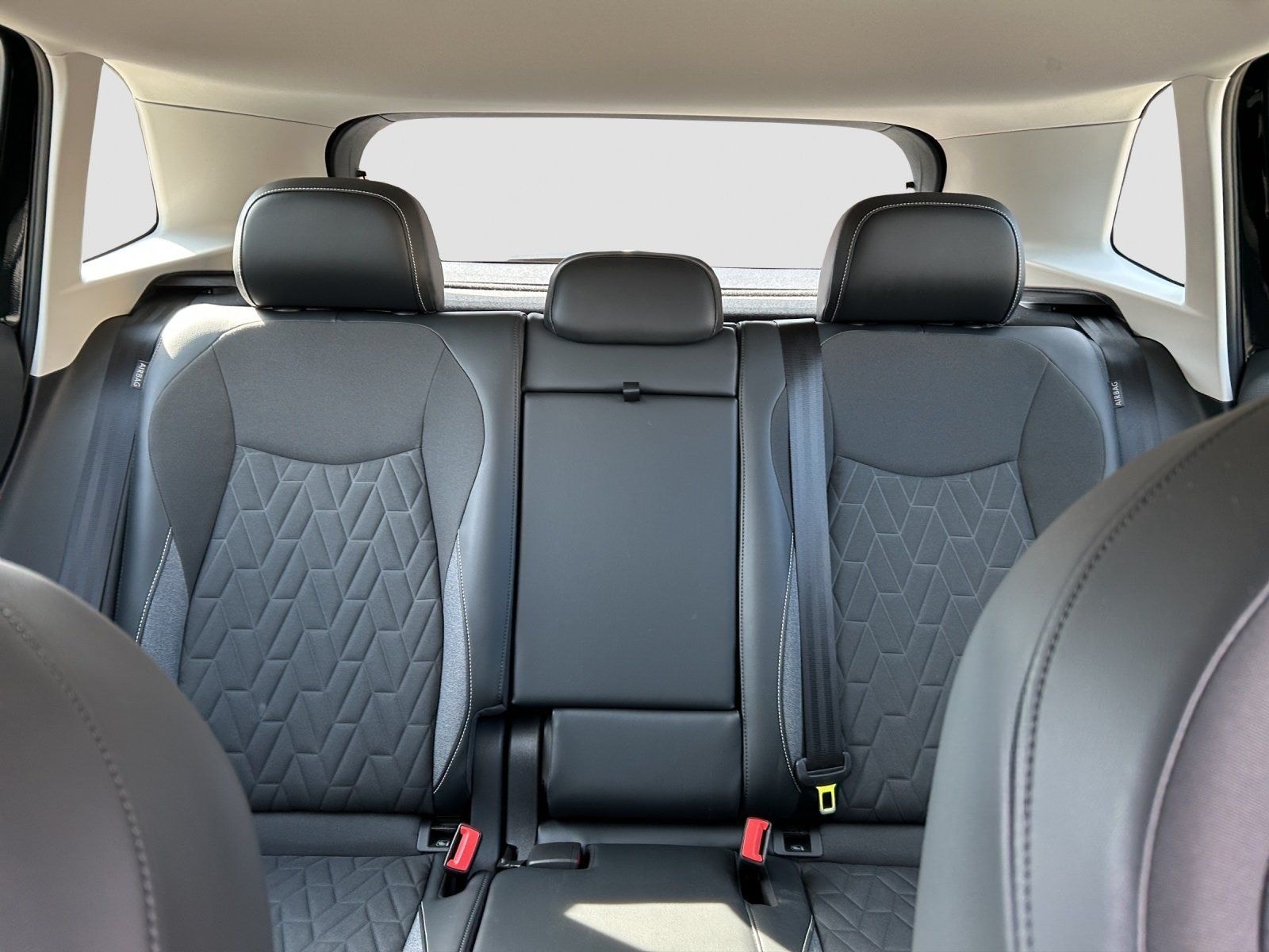 Volkswagen Tiguan 2.0 TDI DSG Goal NAVI AHK KAMERA DIG.COCK foto 17