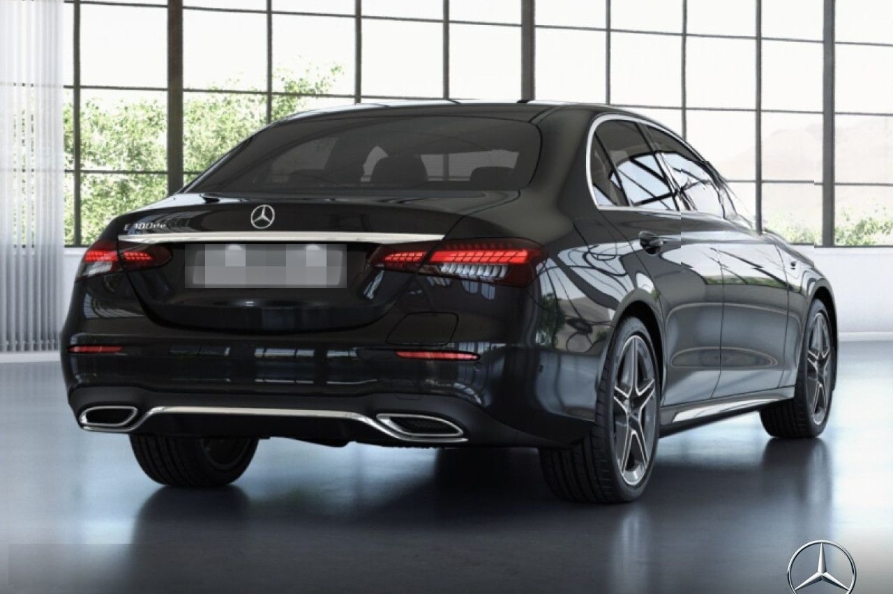 Mercedes-Benz E 300 de 2x AMG/PANO/MBUX/FAHRASS/MEMORY/HUD foto 5