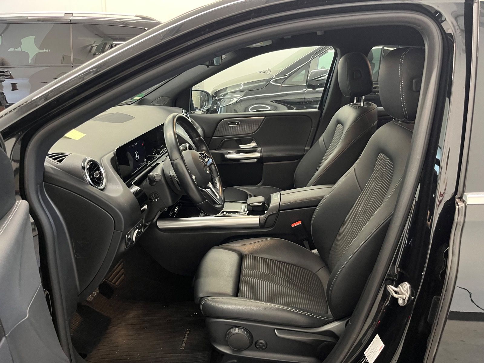 Mercedes-Benz B 200 d Progressive*LED*NAVI*R-KAM*PDC*AHK* SHZ* foto 9