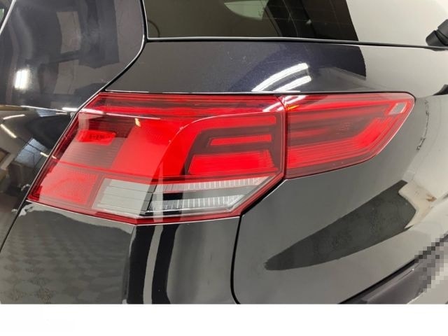 Volkswagen Golf VIII 1.5 TSI LED NAV SHZ DAB PDCvo&hi Life foto 11