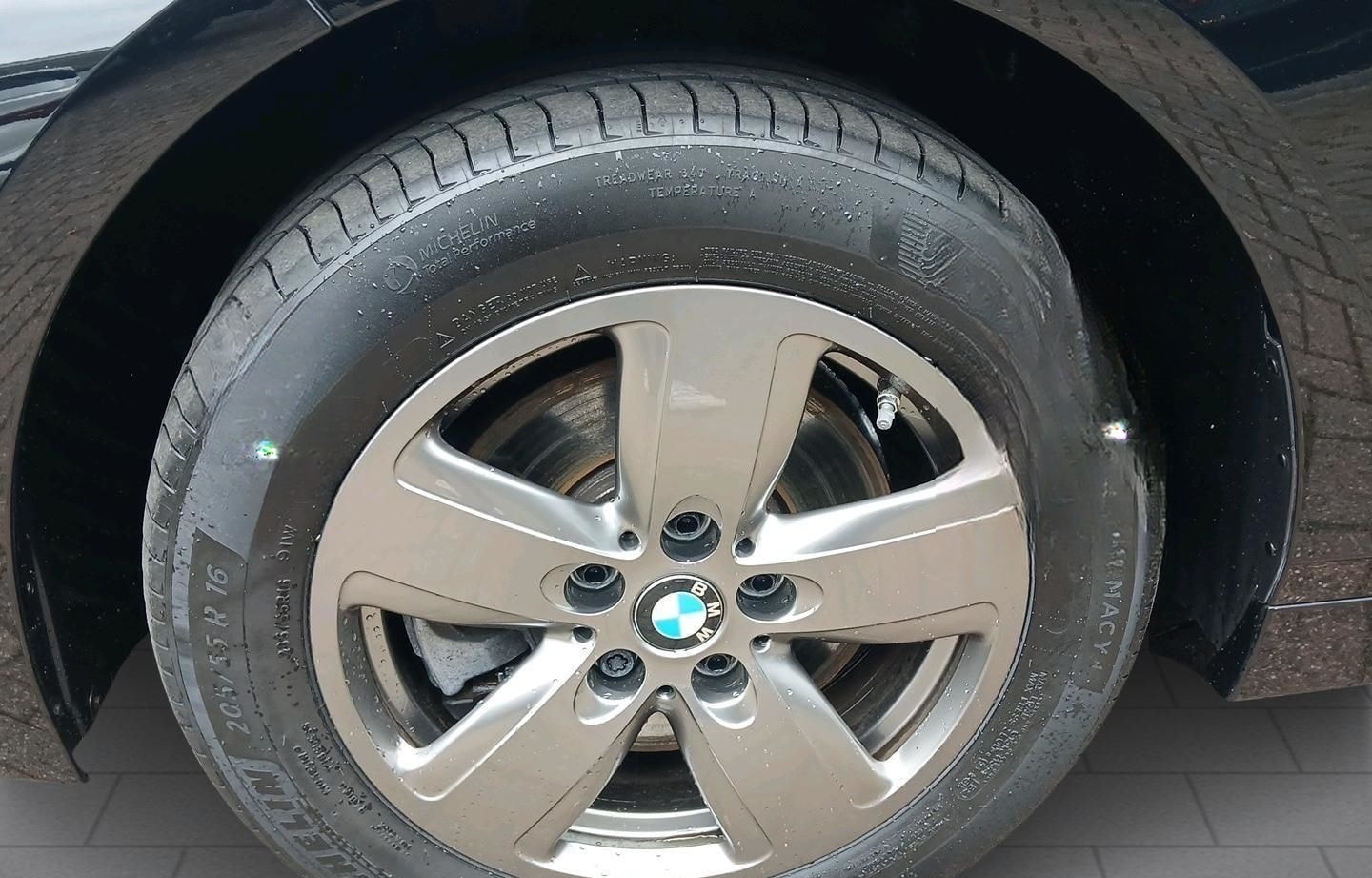 BMW 118 I Navi Digitales Cockpit LED Sperrdiff. El. foto 6