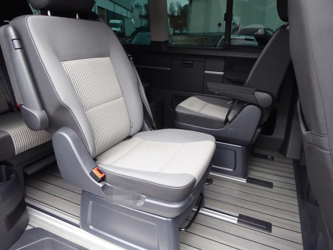 Volkswagen T6 Multivan Comfortline 2.0 TDI "70 Jahre Bulli" foto 5