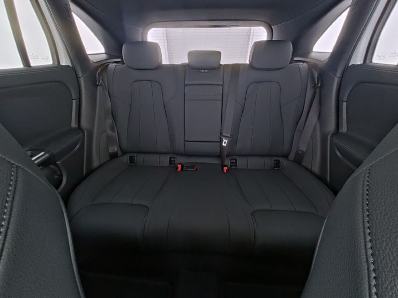 Mercedes-Benz EQA 300 4M+PROGRESSIVE+KAM+TOTWINKEL+EASYP.+LED foto 10