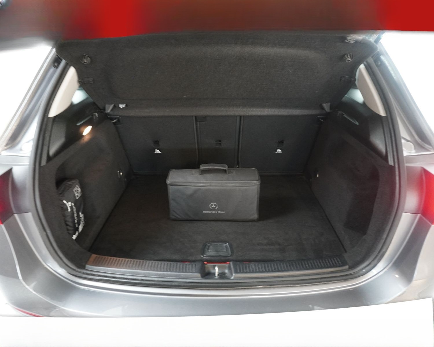 Mercedes-Benz B250e 2X AMG Line WIDES+STANDHZ+360+HEAD+AHK+19" foto 21