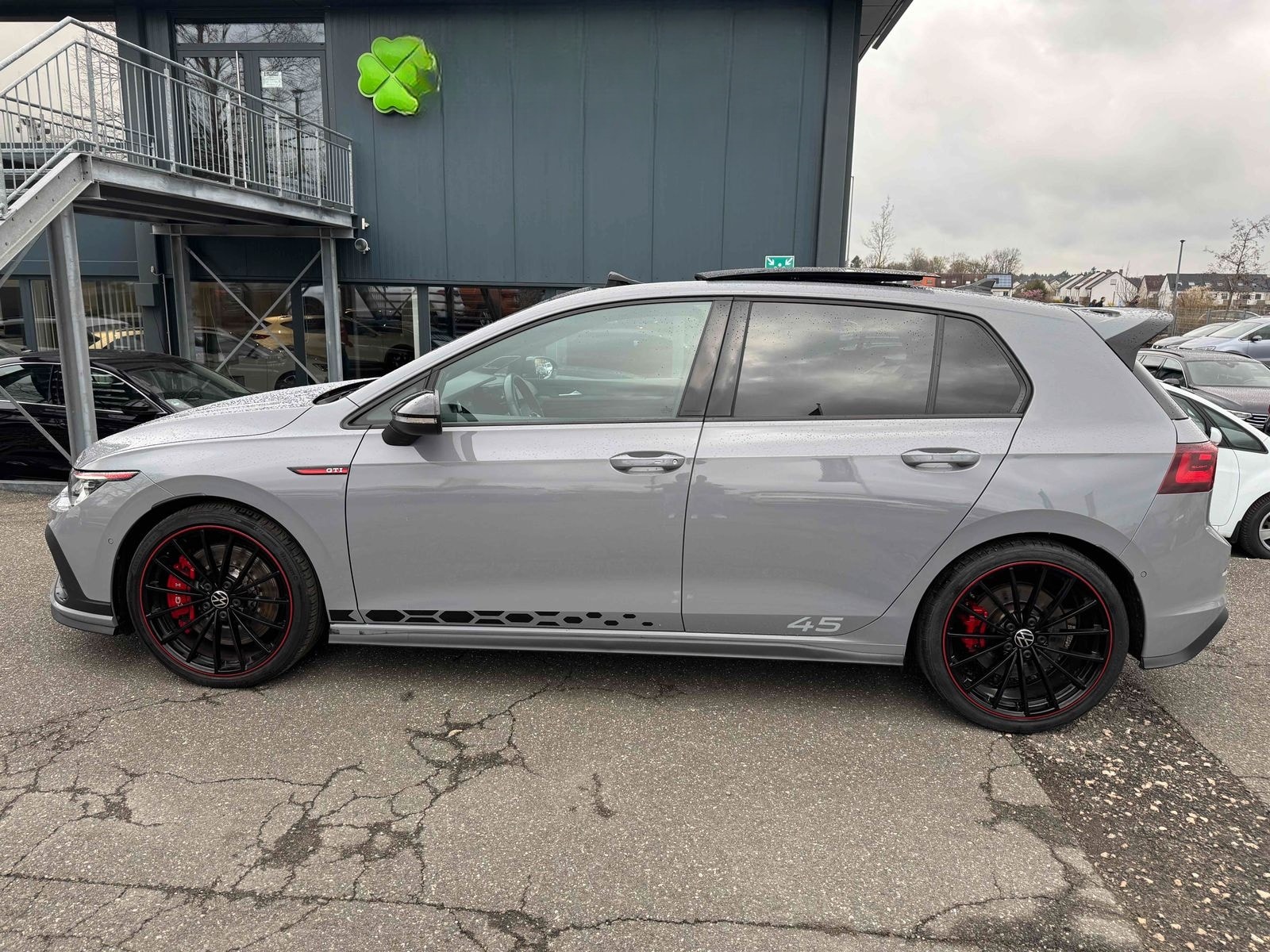 Volkswagen Golf GTI ClubSport 45 2.0 TSI HARMA PANO AKRA IQ foto 4