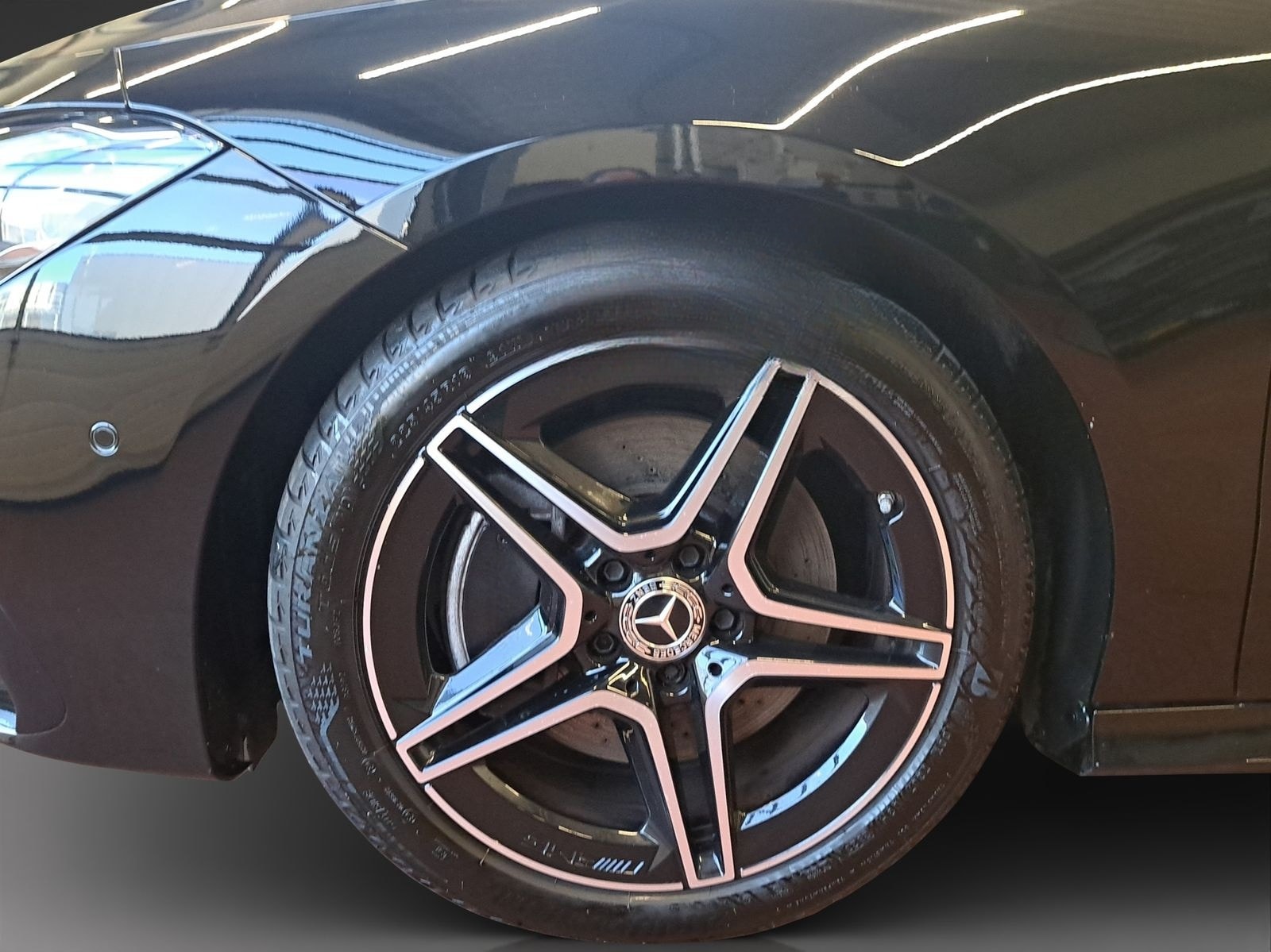 Mercedes-Benz CLA 200 Shooting Brake d AMG-Premium*NIGHT*AHK++ foto 4