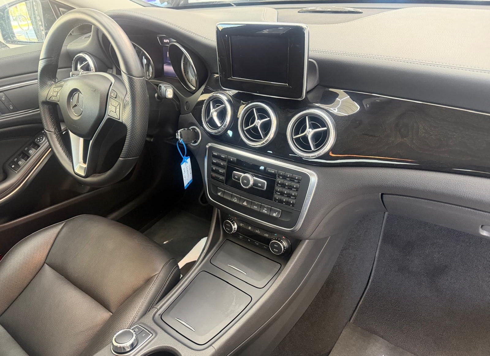 Mercedes-Benz CLA 250*AUT*NAV*PDC*KAM*XEN*SHEFT*TEMP*NUR 43TKM foto 13