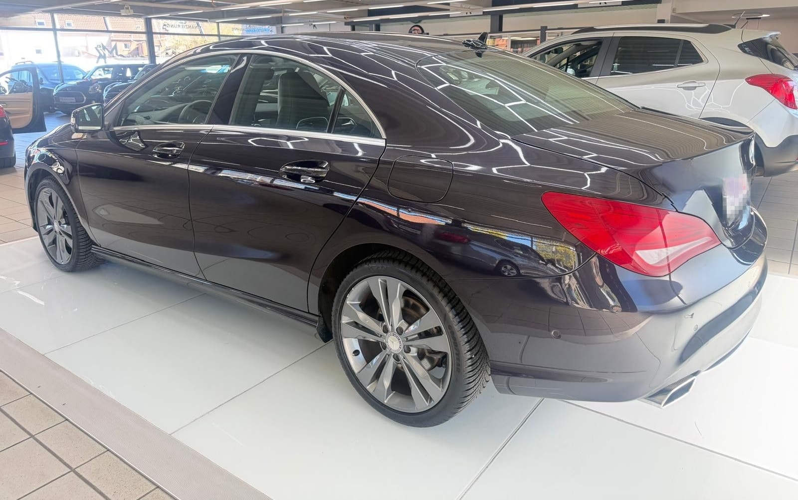 Mercedes-Benz CLA 250*AUT*NAV*PDC*KAM*XEN*SHEFT*TEMP*NUR 43TKM foto 6