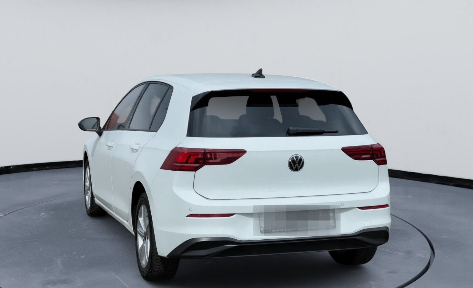 Volkswagen Golf VIII Lim. Life 1.5 TSI - NAVI - PDC- LED- foto 4