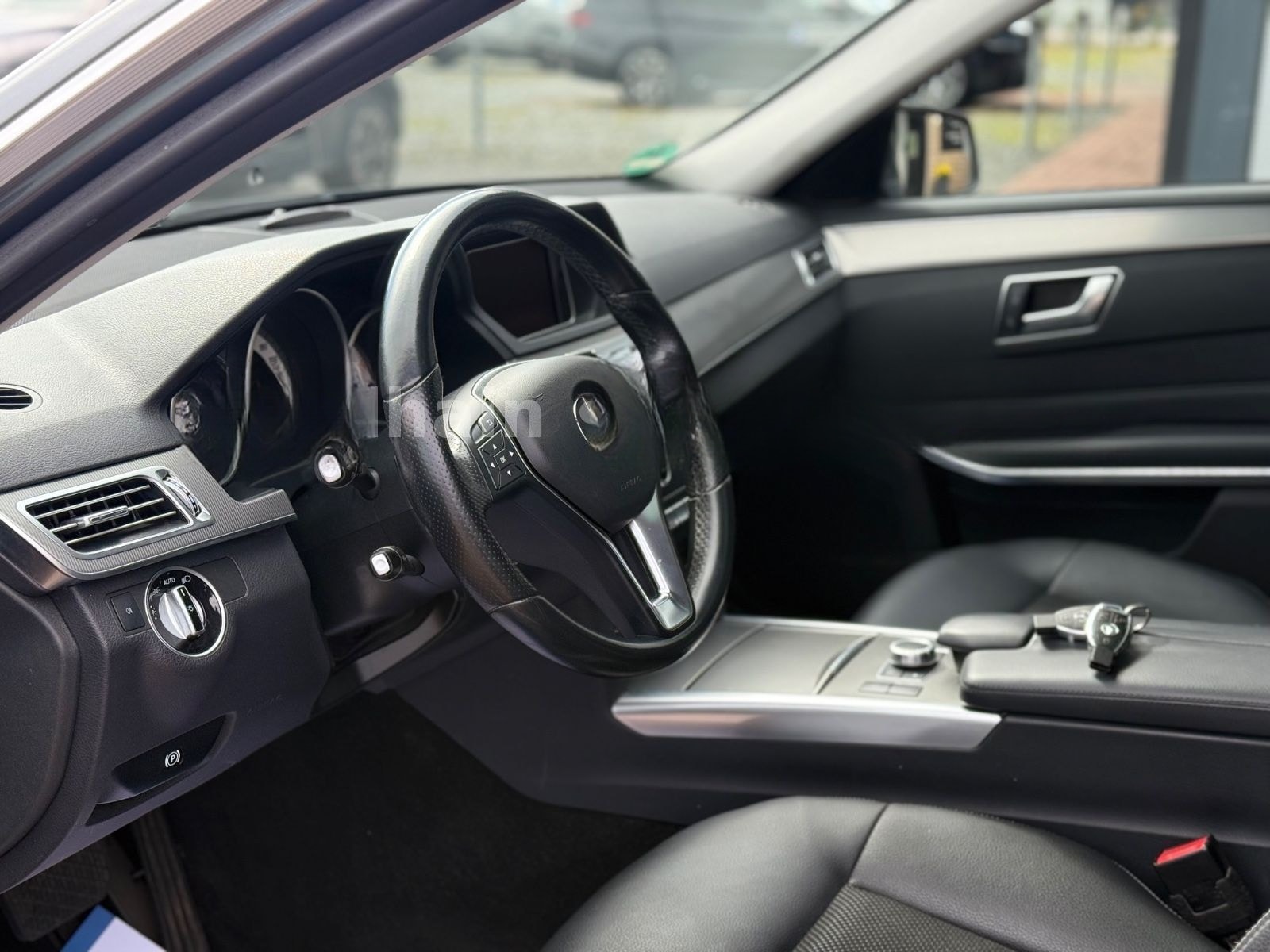 Mercedes-Benz E -Klasse 250 T-Modell*NAVI*ACC*SHZ*LED*360°-K foto 12