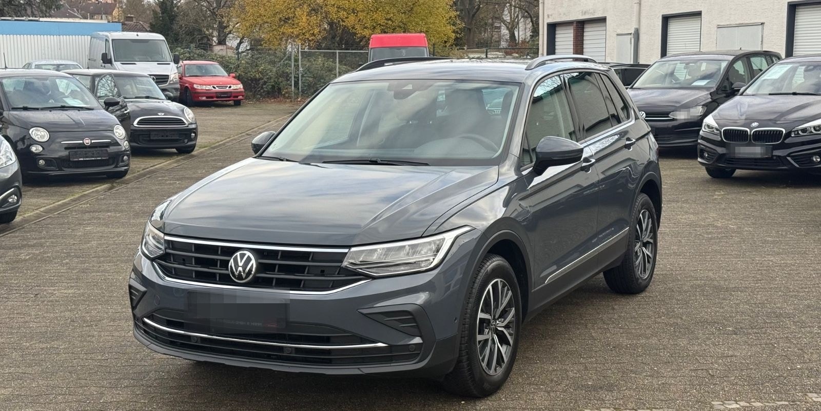 Volkswagen Tiguan Life foto 1