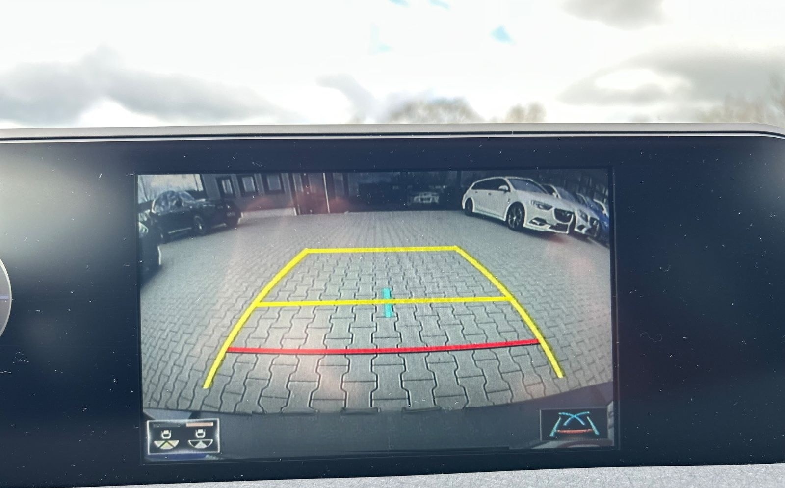 Lexus UX 300e - ACC-Belü.Sitze-Memory-Leder-Kamera-17Z foto 18