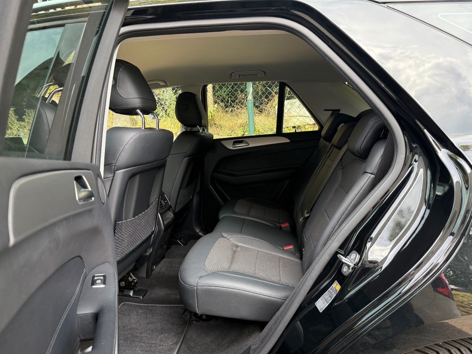 Mercedes-Benz GLE 350 3,0d 4Matic AMG Rückfahrk. LED AHK 84tKm foto 11