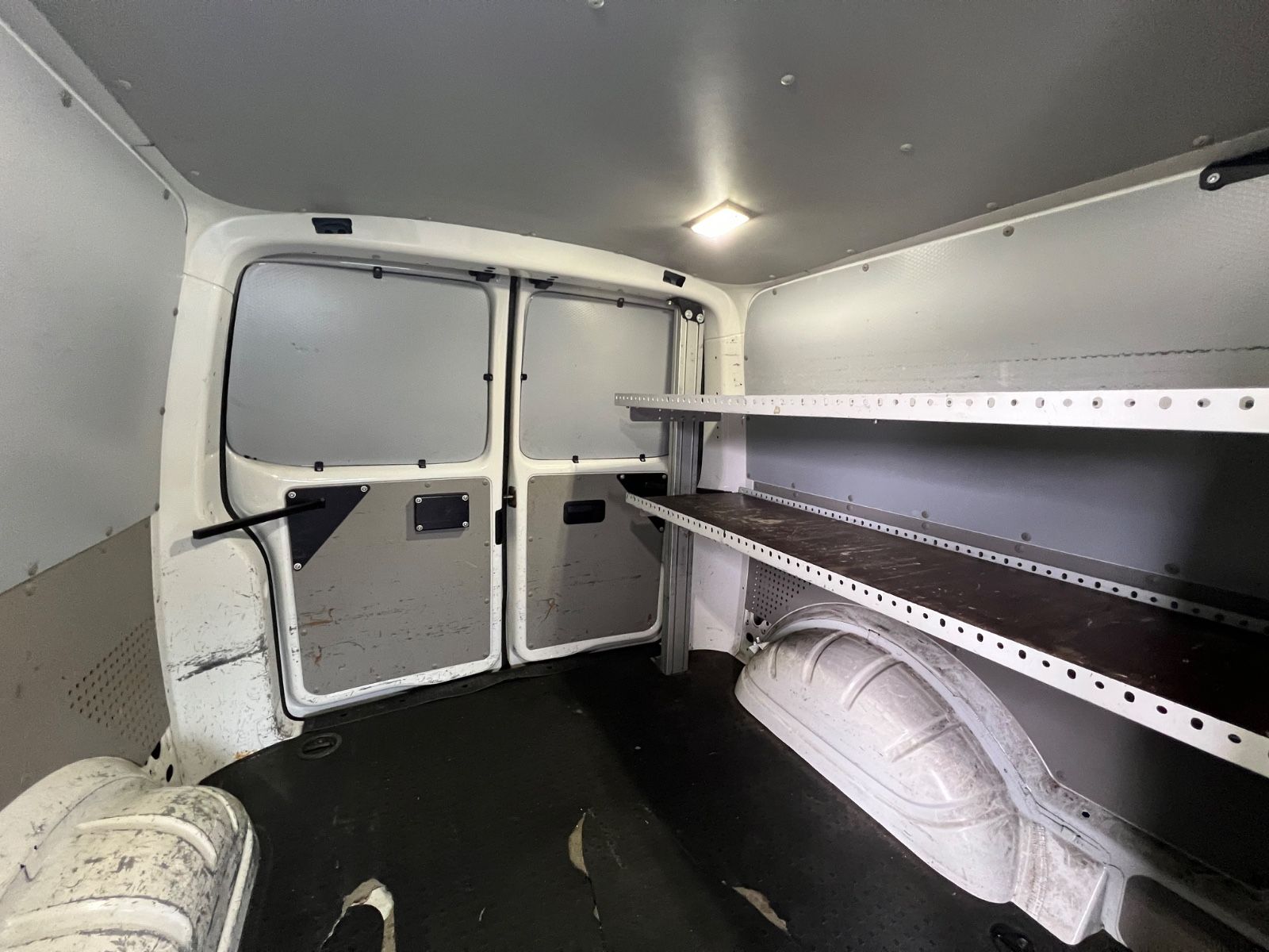 Volkswagen T6 Lang*GELDTRANSPORTER*GEPANZERT*ARMORED*140PS* foto 23