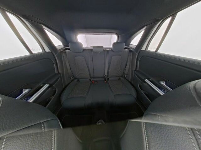 Mercedes-Benz GLA 180 Progressive/Navi/Keyless-Go/Autom./Klima foto 6