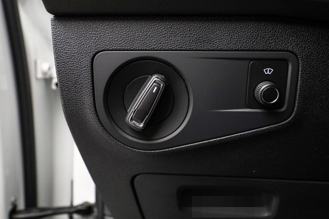 Volkswagen Tiguan 2.0 TDI 4M URBAN SPORT, MATRIX, PANO, AHK foto 22